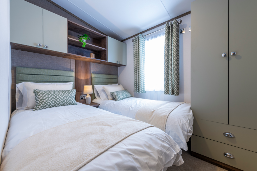 harlington twin room